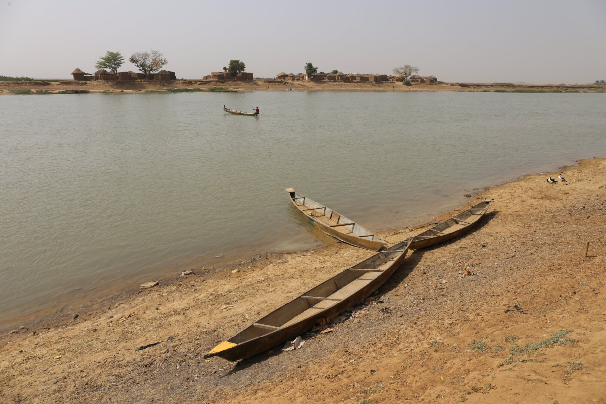 Logone Visuotinė lietuvių enciklopedija