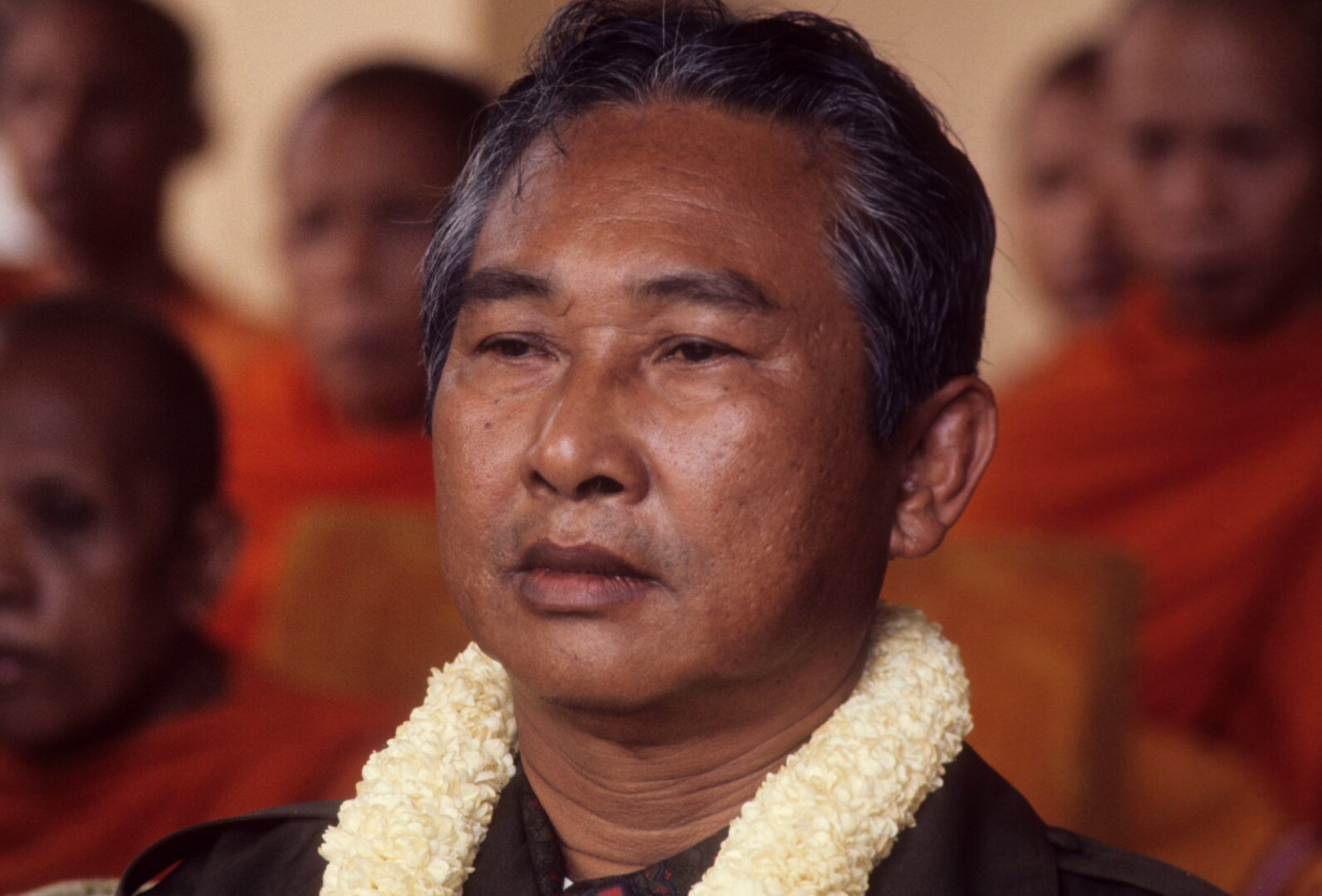 Lon Nol Visuotinė lietuvių enciklopedija