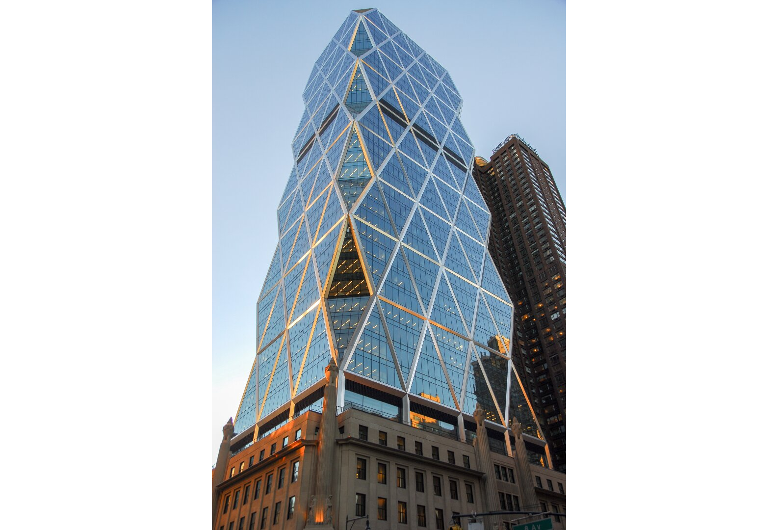 Hearst Corporation Visuotinė lietuvių enciklopedija