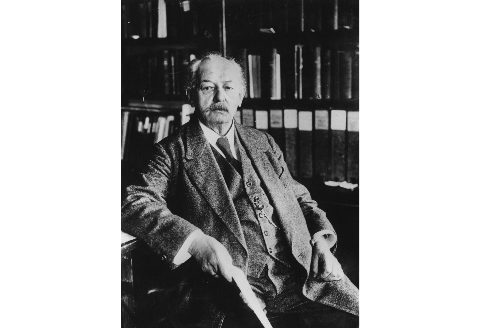 Adolf Engler Visuotinė lietuvių enciklopedija