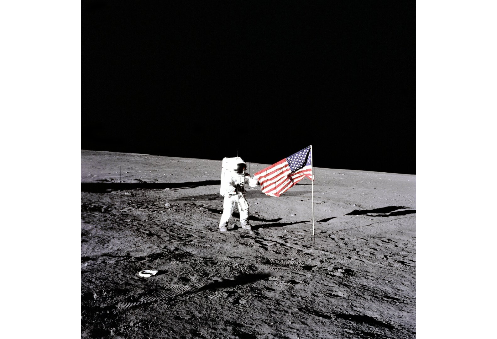 Charles Conrad Visuotinė lietuvių enciklopedija