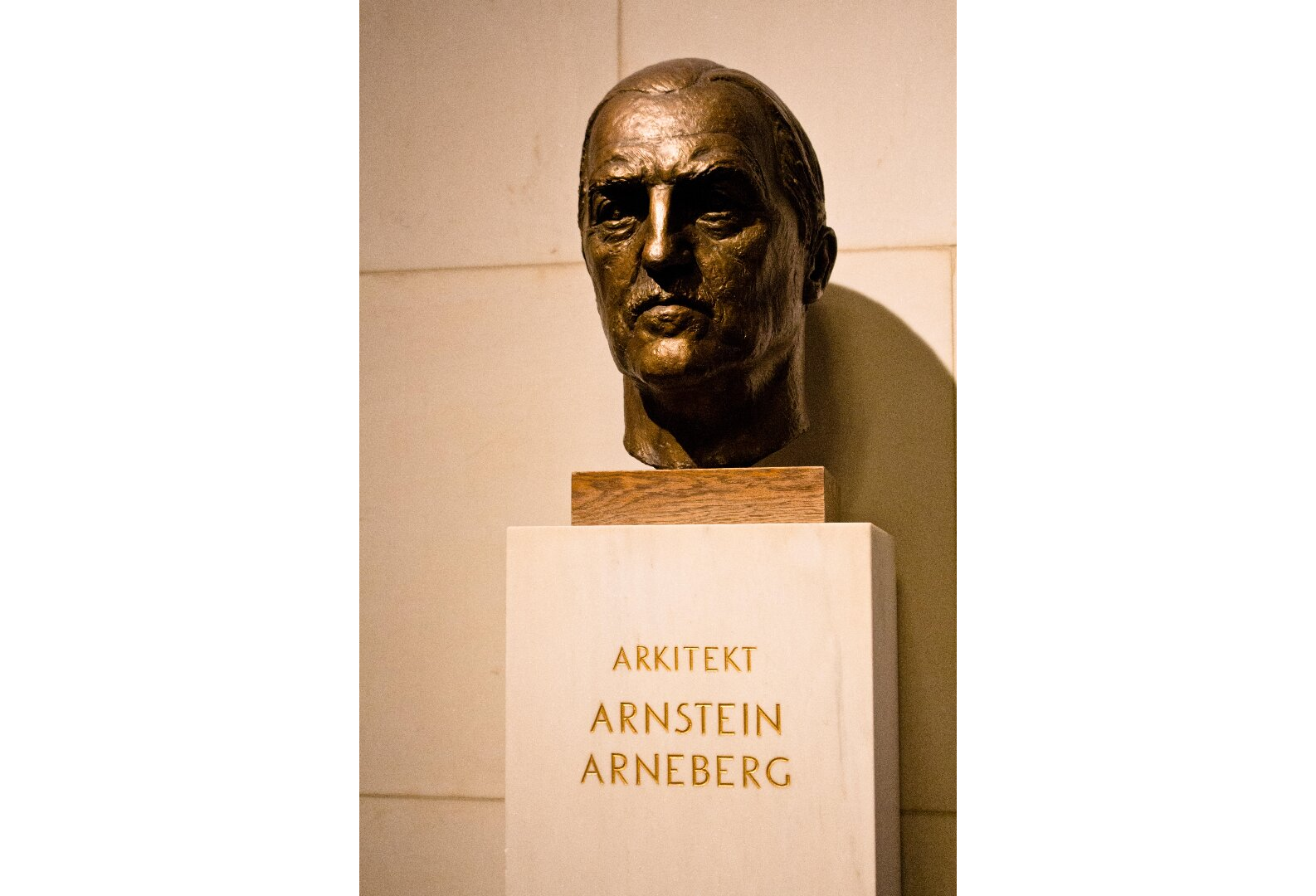 Arnstein Arneberg Visuotinė lietuvių enciklopedija