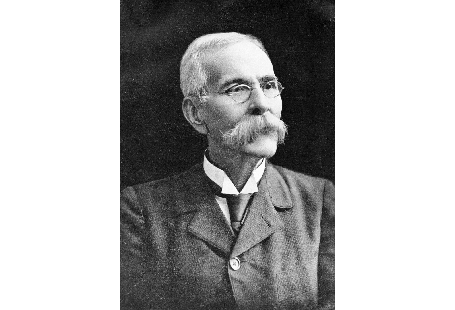 Manuel Amador Guerrero Visuotinė lietuvių enciklopedija