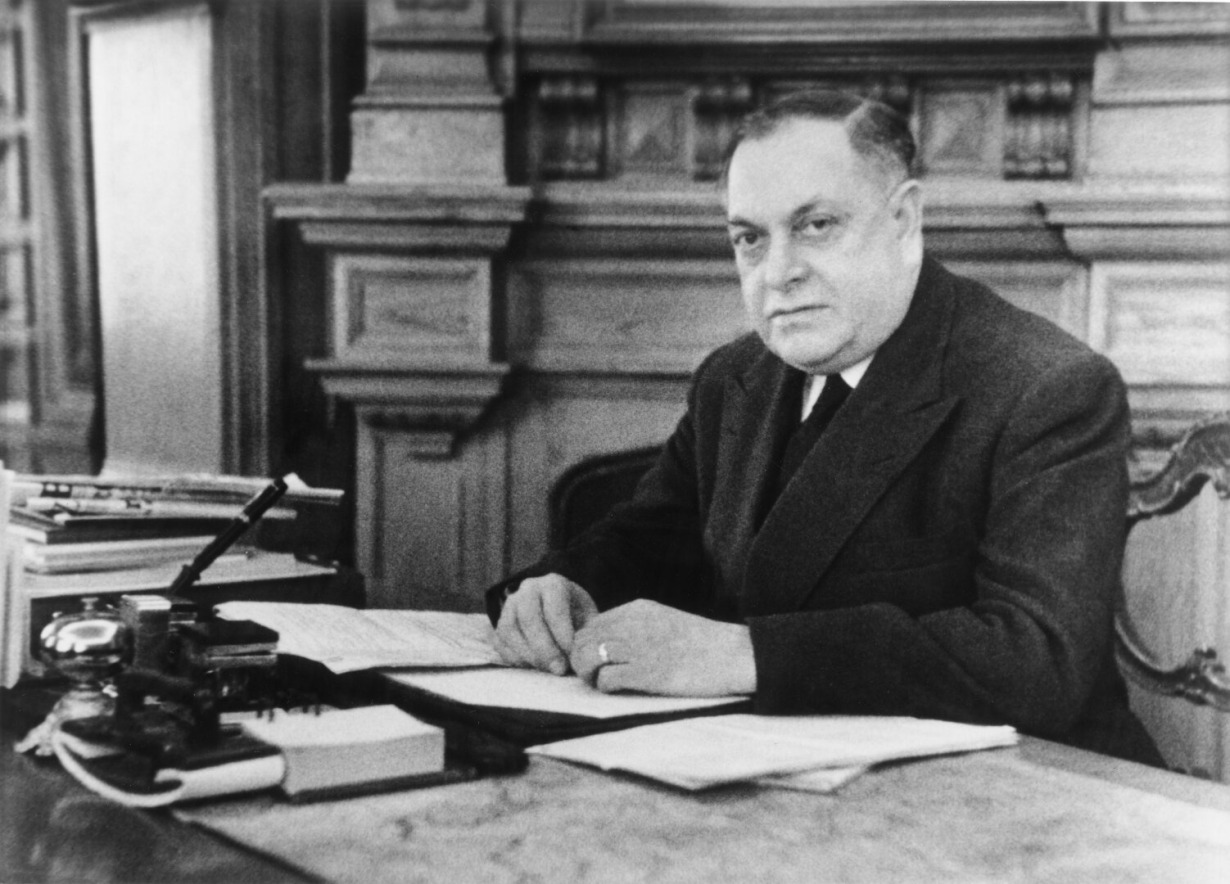 Milan Nedić Visuotinė lietuvių enciklopedija